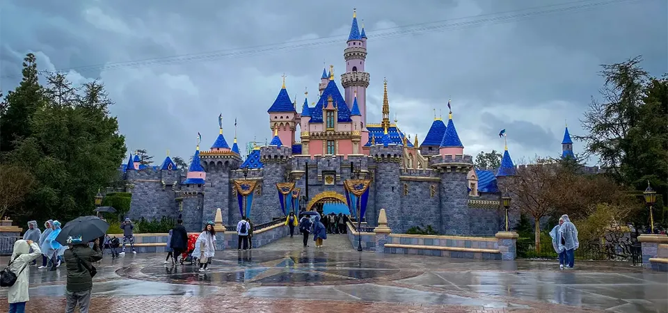 Cloudy and rainy day at Disneyland Paris in April