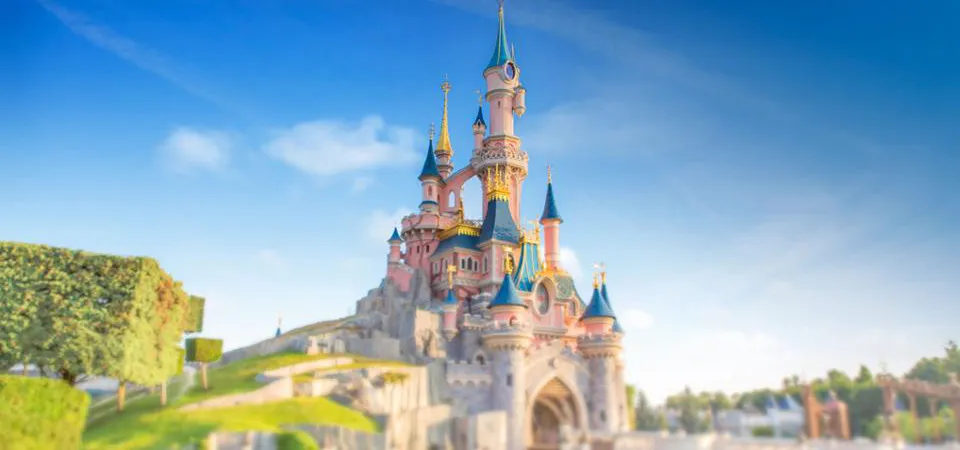 April and May Weather in Disneyland Paris