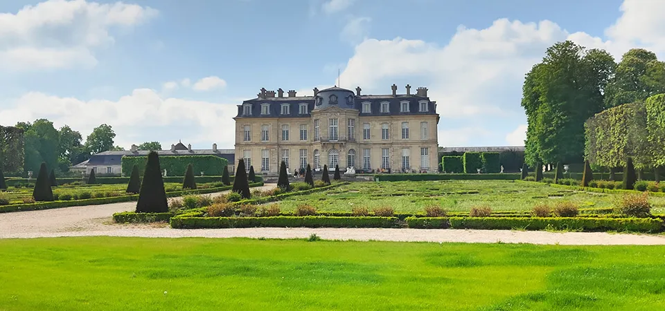 Visit Château de Champs‑sur‑Marne