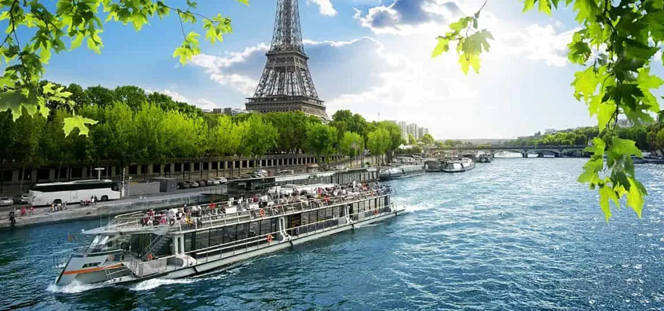 Cruise on the River Seine in Paris
