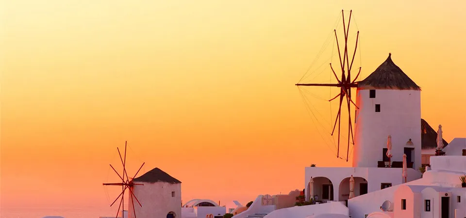 Reasons to visit Greece in September