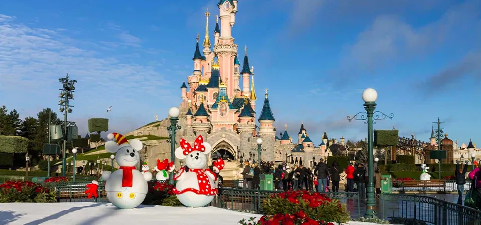 Christmas the best time to visit Disneyland Paris